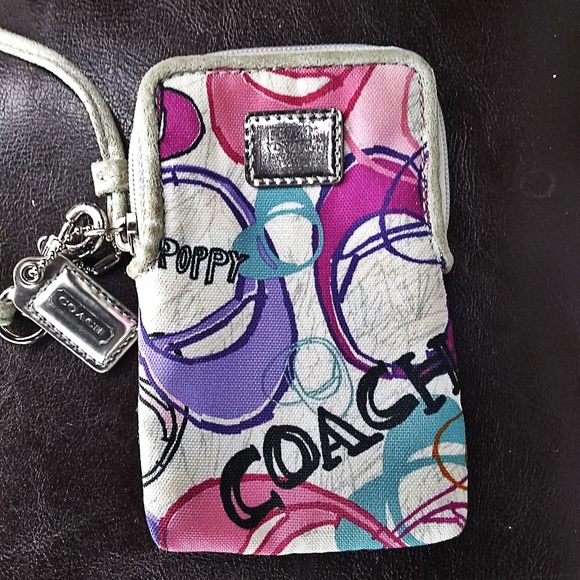 Coach Wristlet - Picture 1 of 3